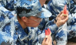 吃瓜军校,一场别开生面的校园文化盛宴