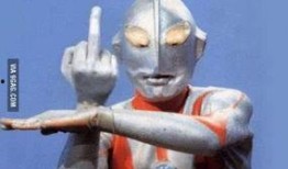 奥特曼吃小蜜瓜视频,奥特曼与甜蜜蜜瓜的欢乐时光