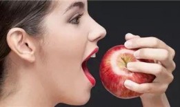 下午吃瓜吐舌视频,吐舌瞬间，笑点满满