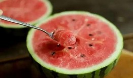 对吃瓜的形容,揭秘吃瓜群众的欢乐时光